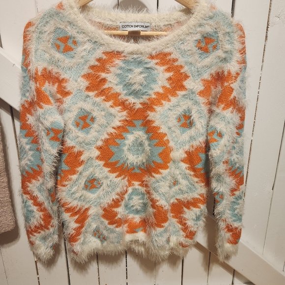 Sweaters , lightweight and dressy - Picture 4 of 12